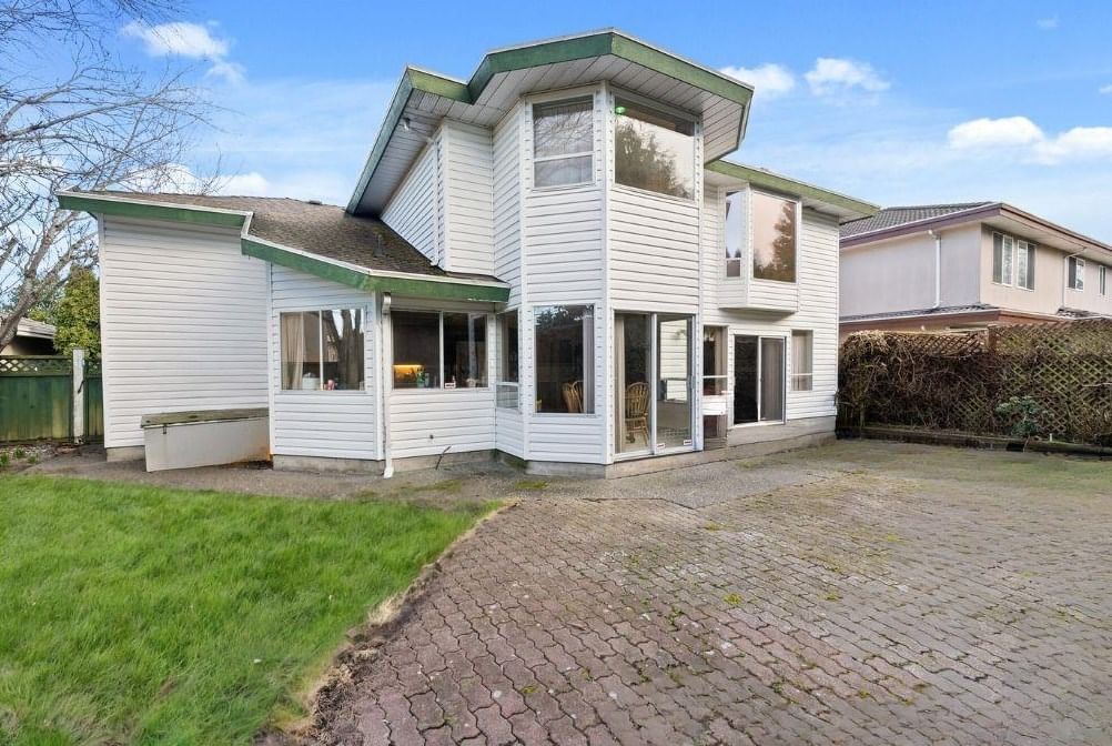 Listing Image 16