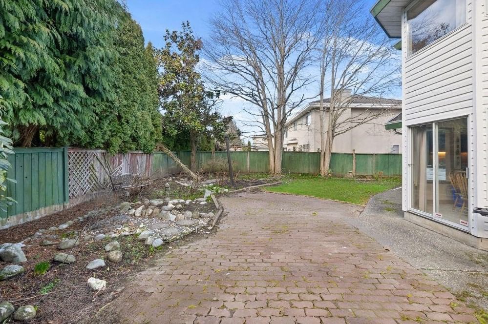 Listing Image 18