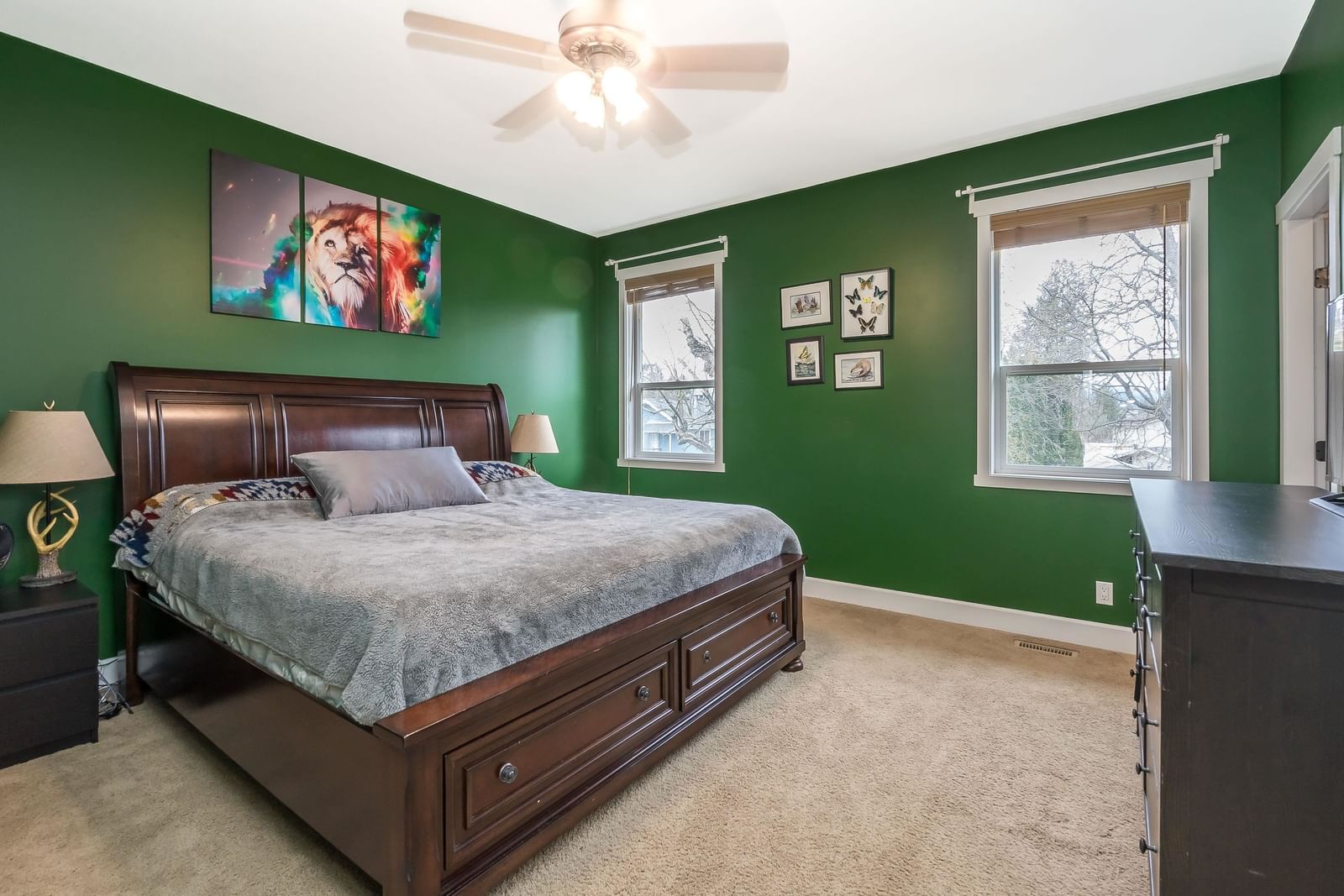 Listing Image 9