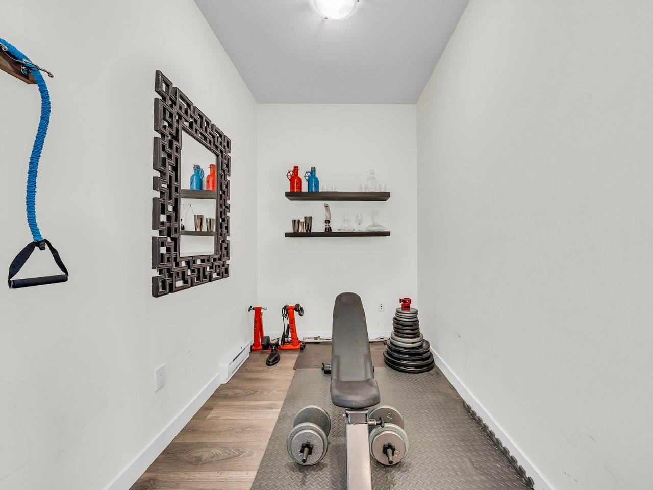 Listing Image 20