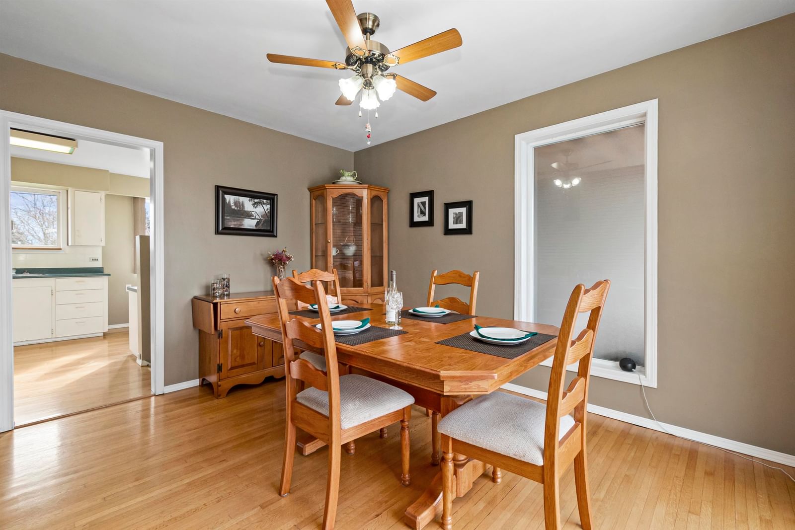 Listing Image 13