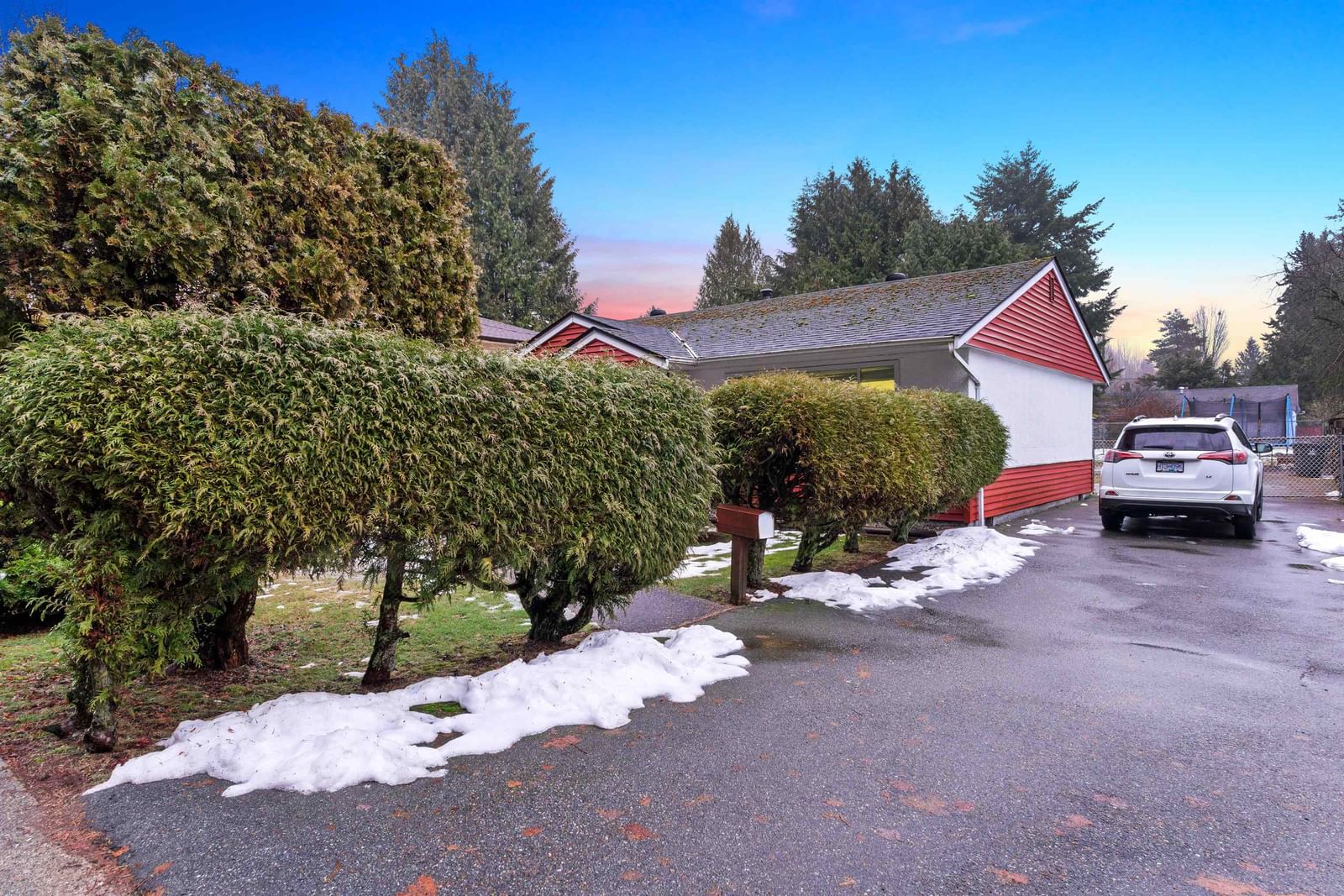 Listing Image 27