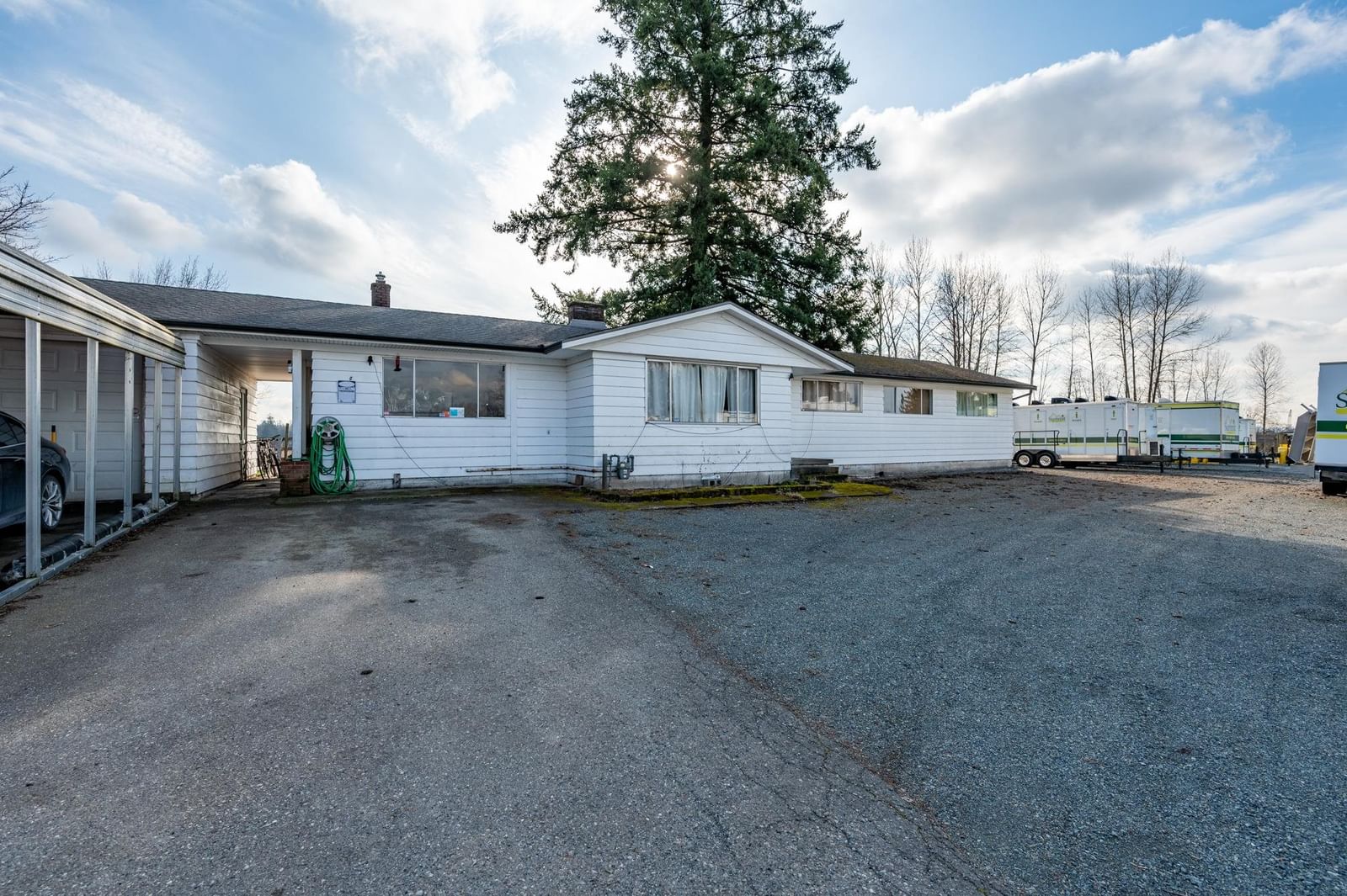 Listing Image 20