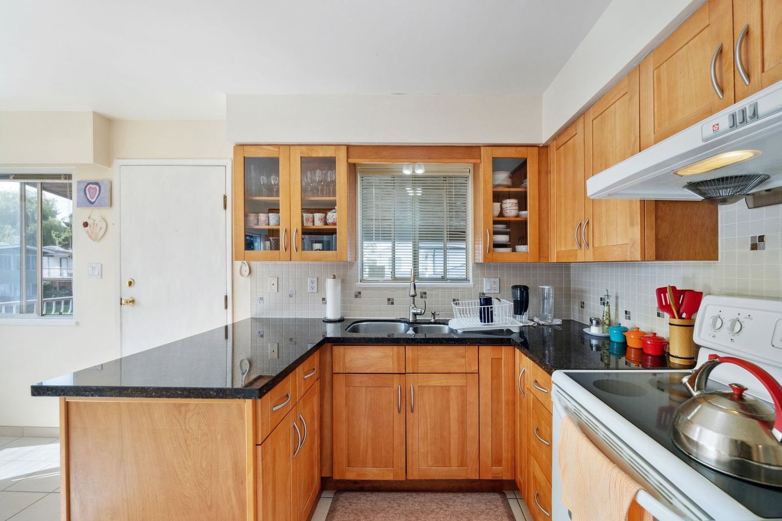 Listing Image 14