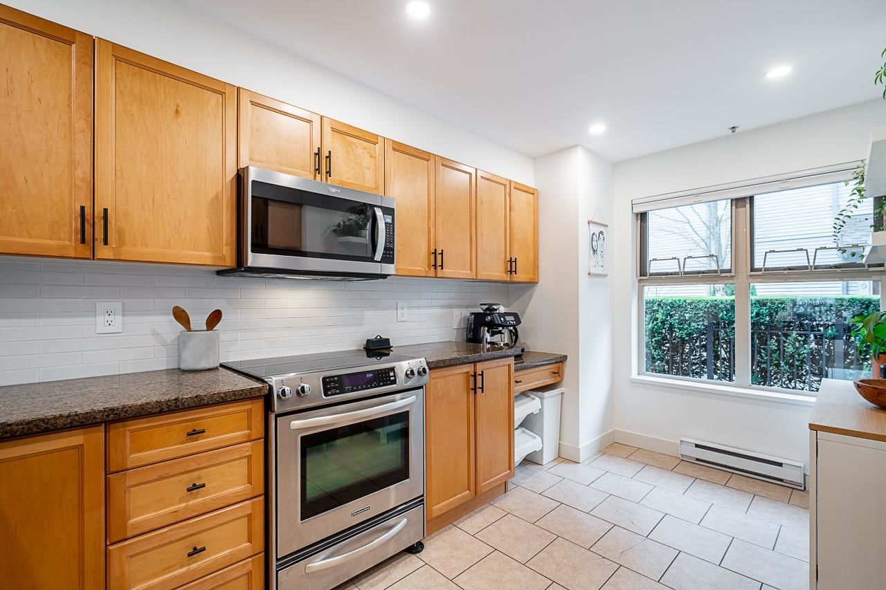 Listing Image 12