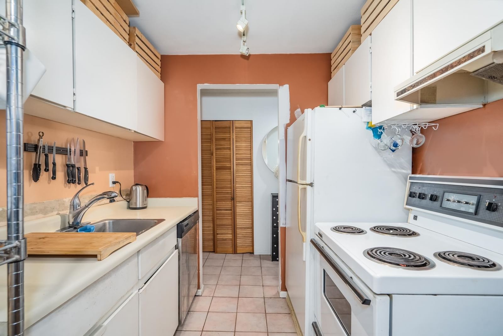 Listing Image 13