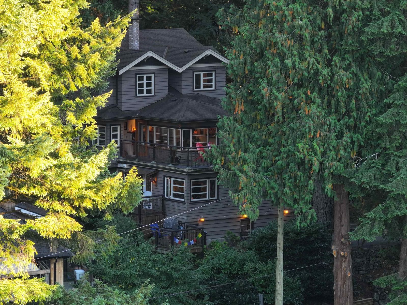 Listing Image 6