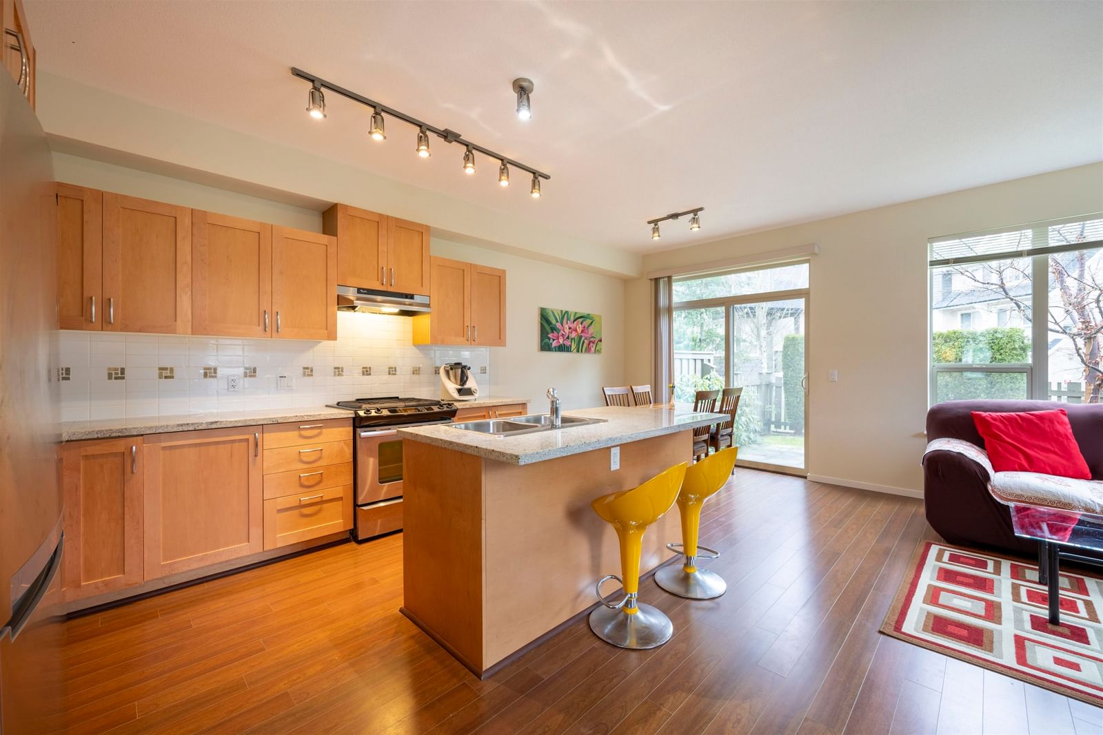 Listing Image 14
