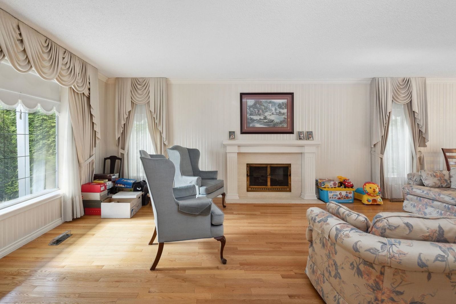 Listing Image 10