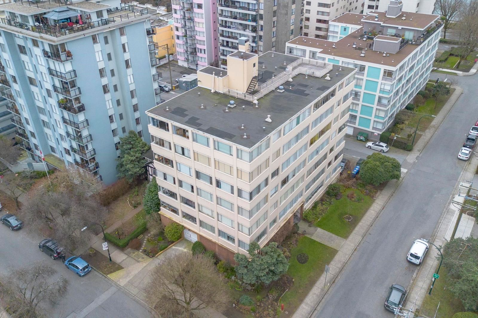 Listing Image 21