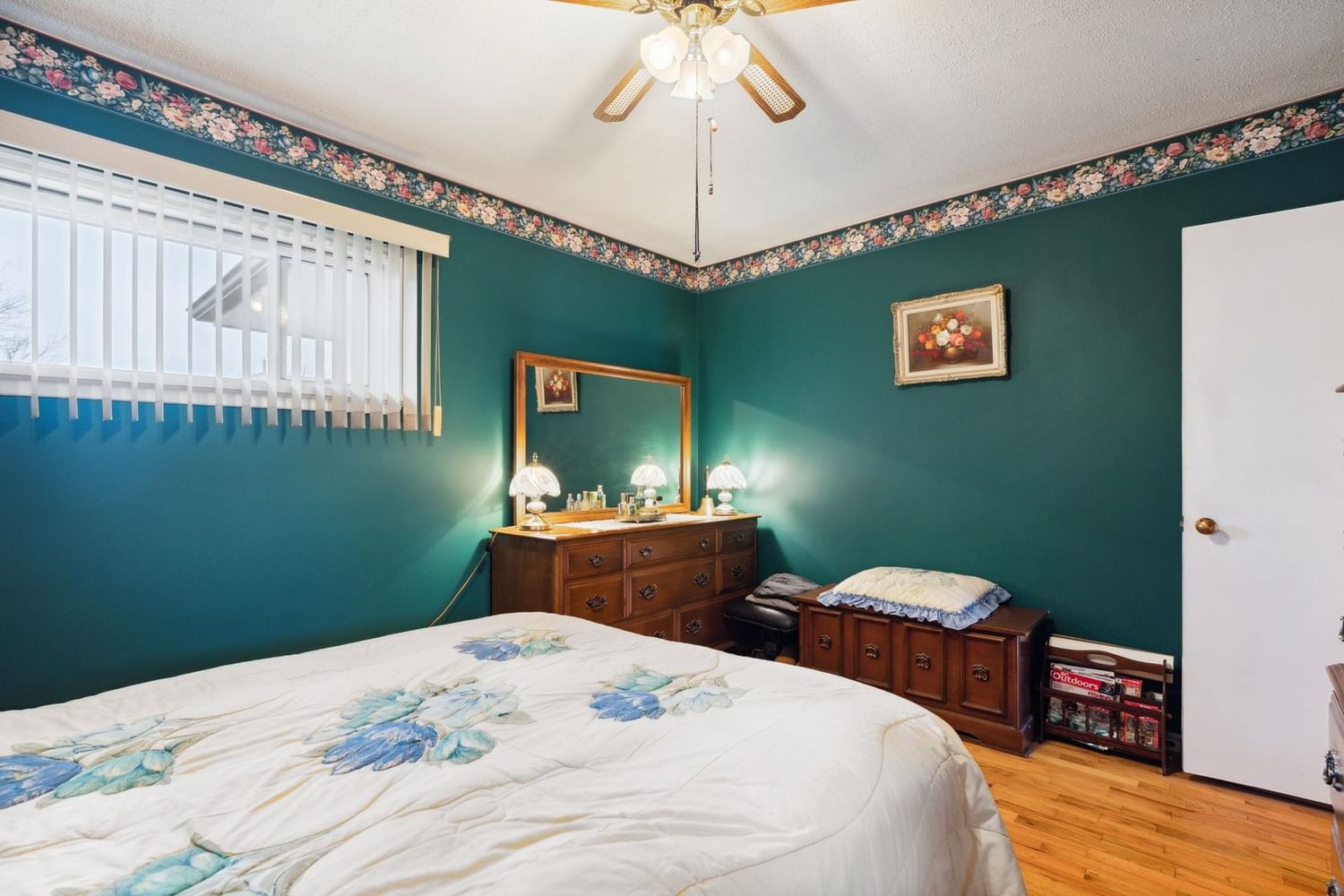 Listing Image 15