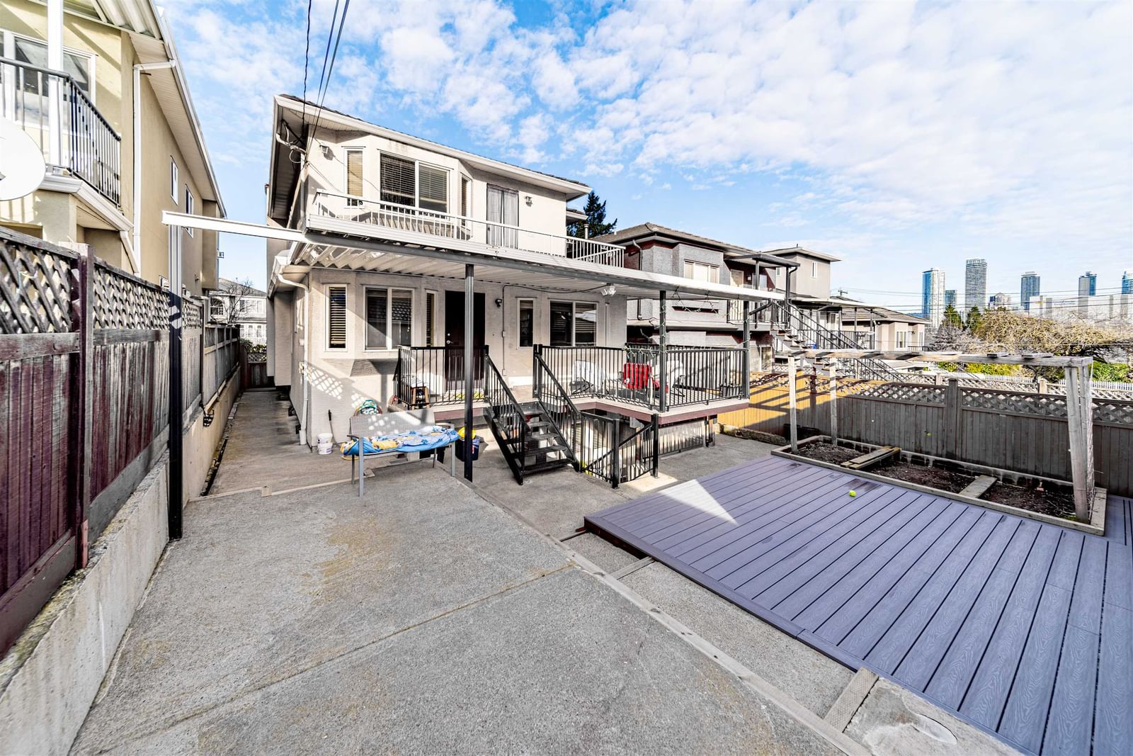 Listing Image 19