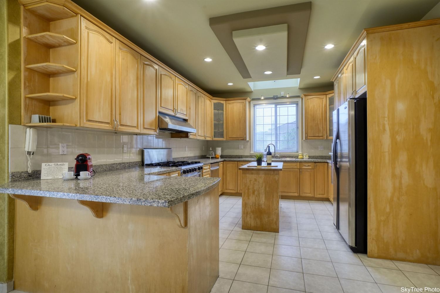 Listing Image 10