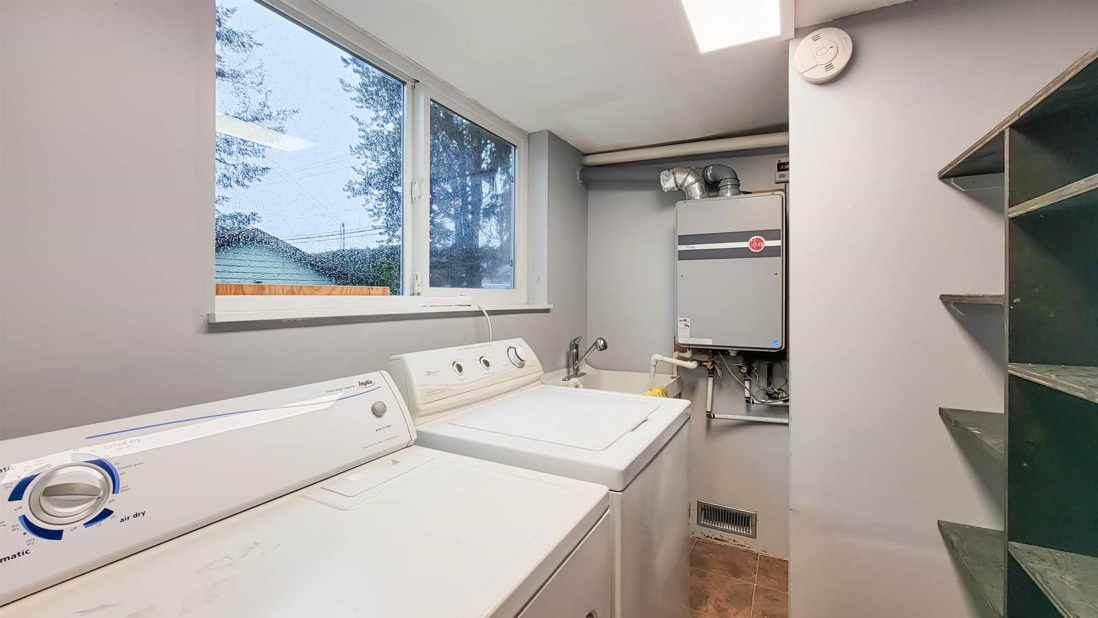 Listing Image 21