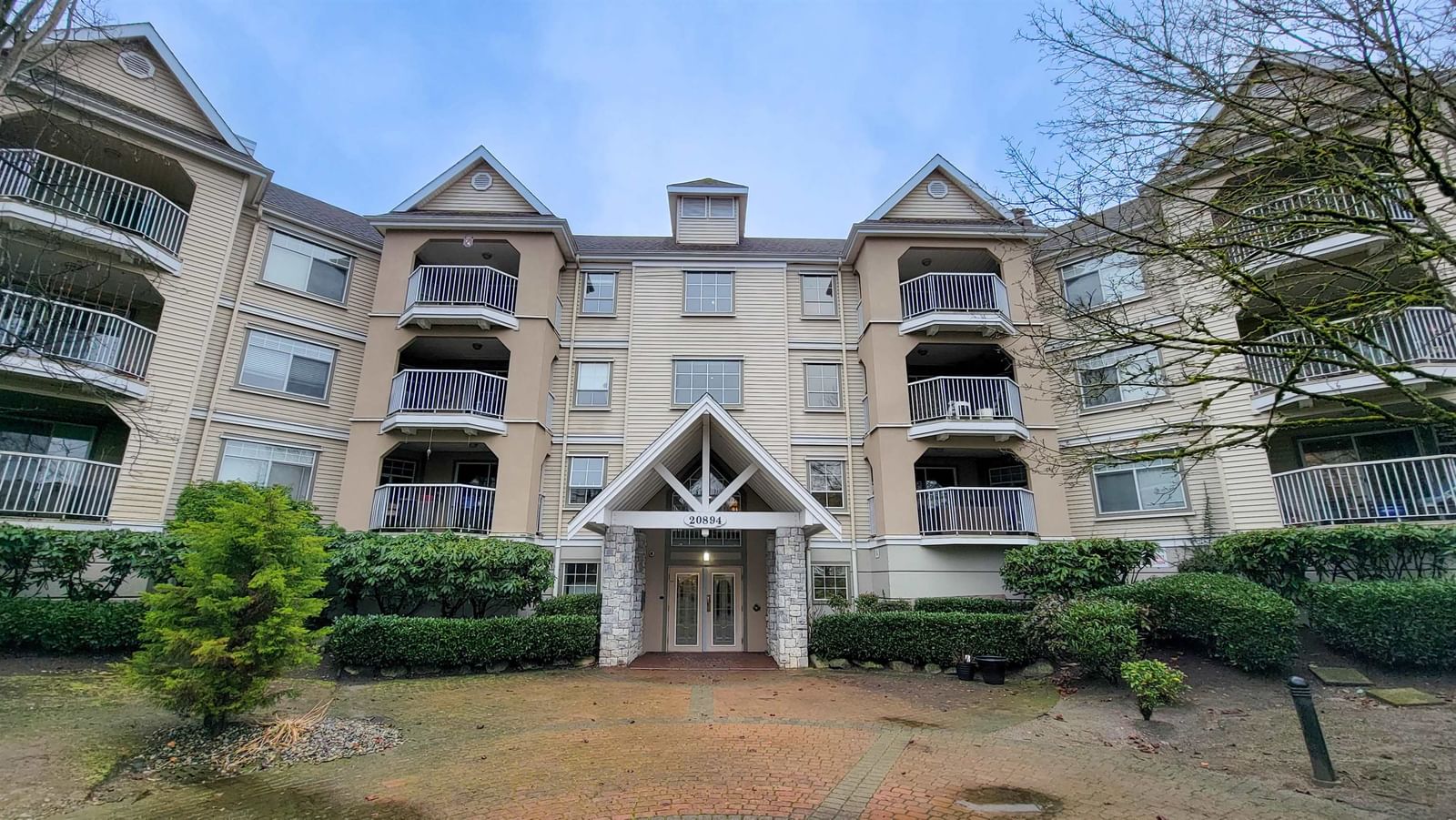 Listing Image 1