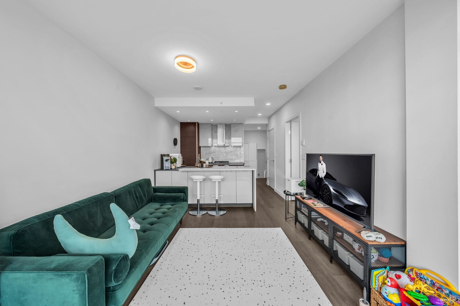 Listing Image 13