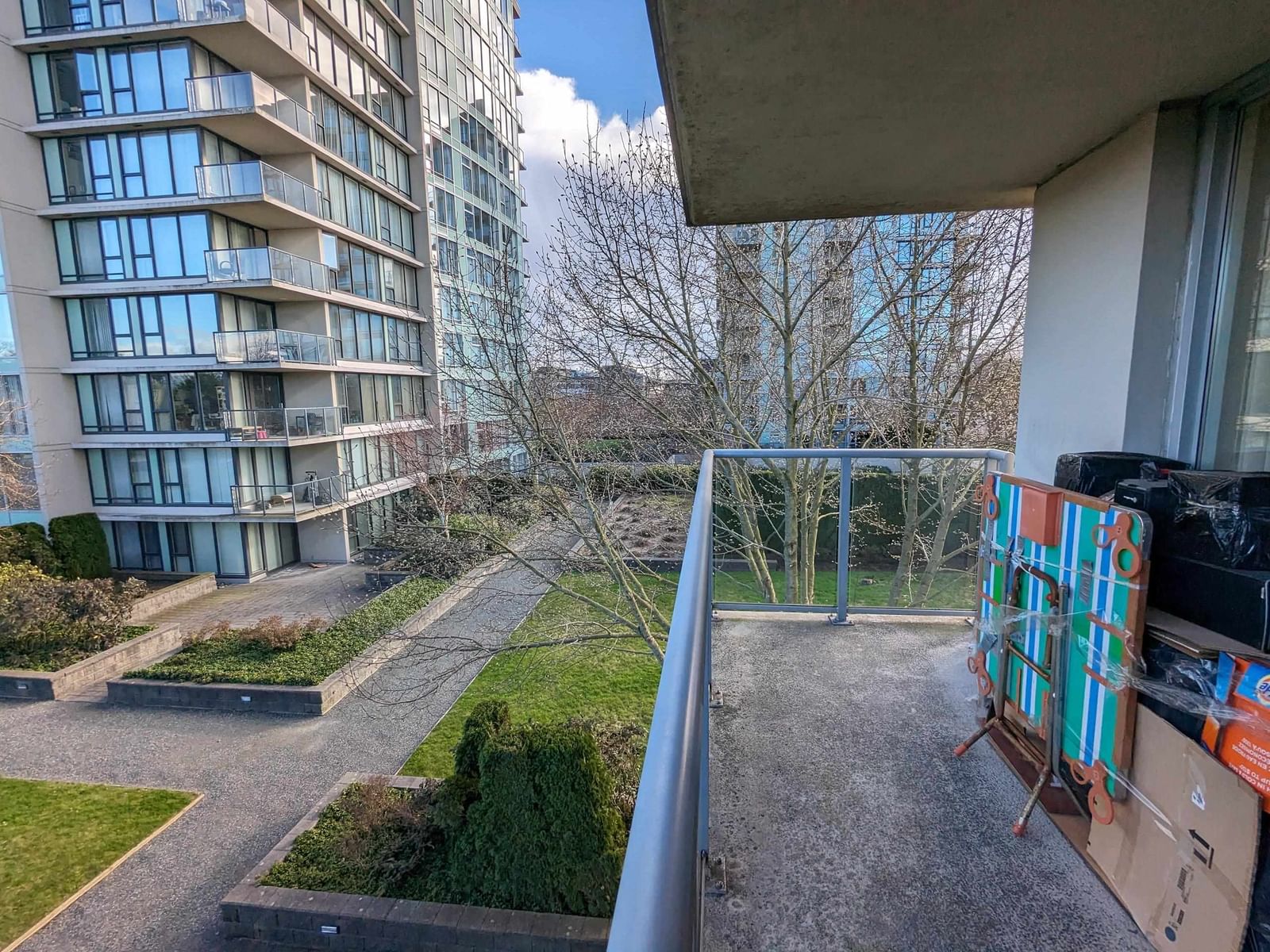 Listing Image 14