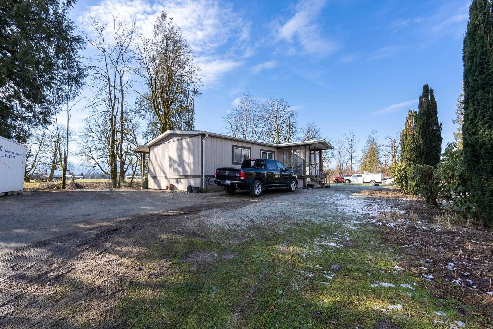Listing Image 19