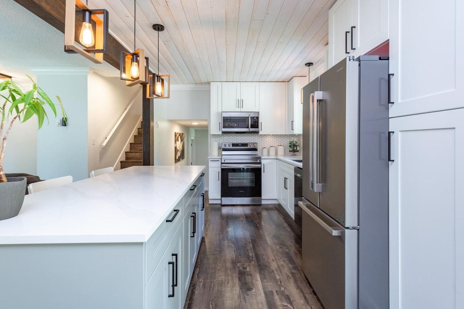 Listing Image 19