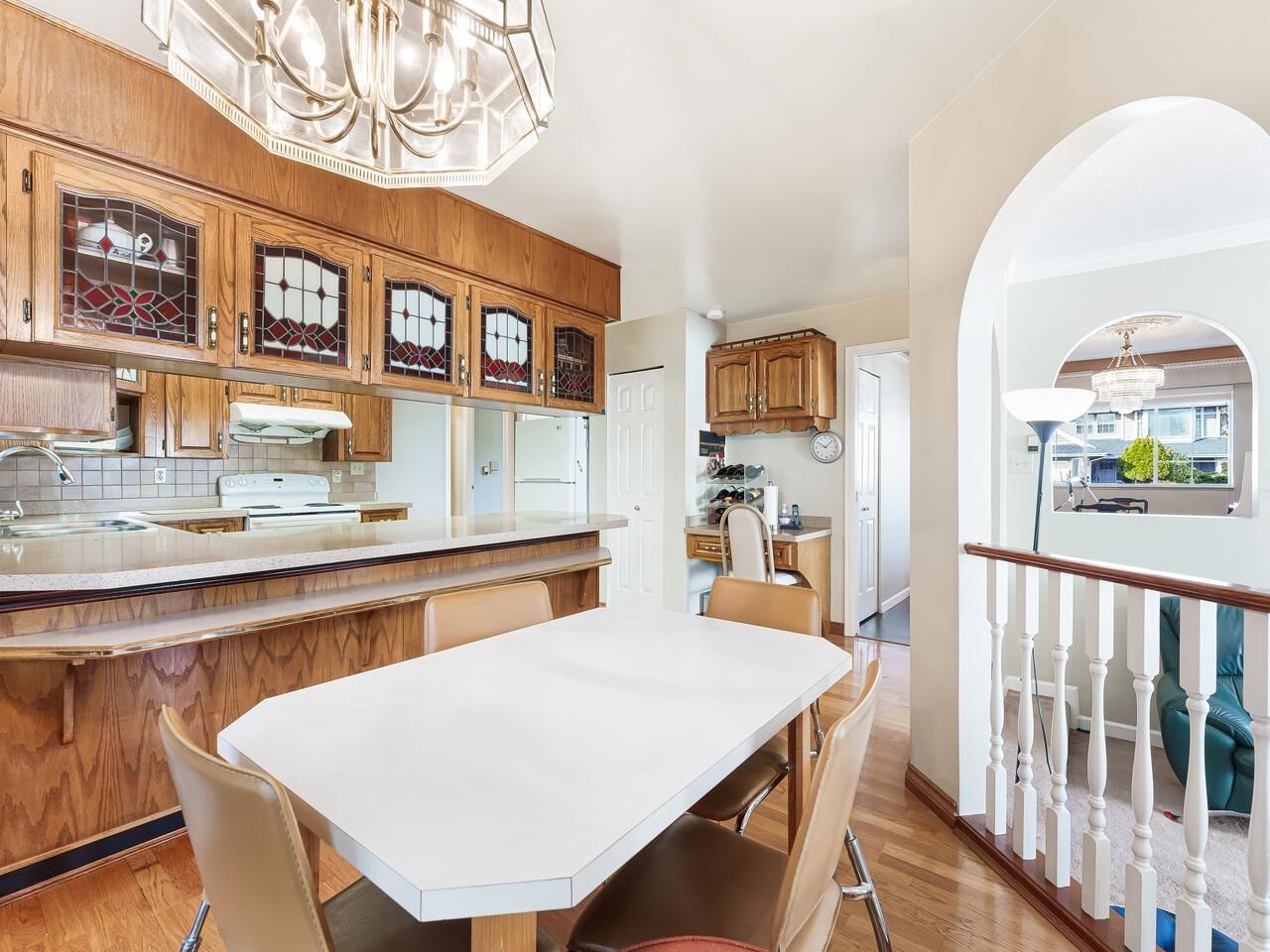 Listing Image 11