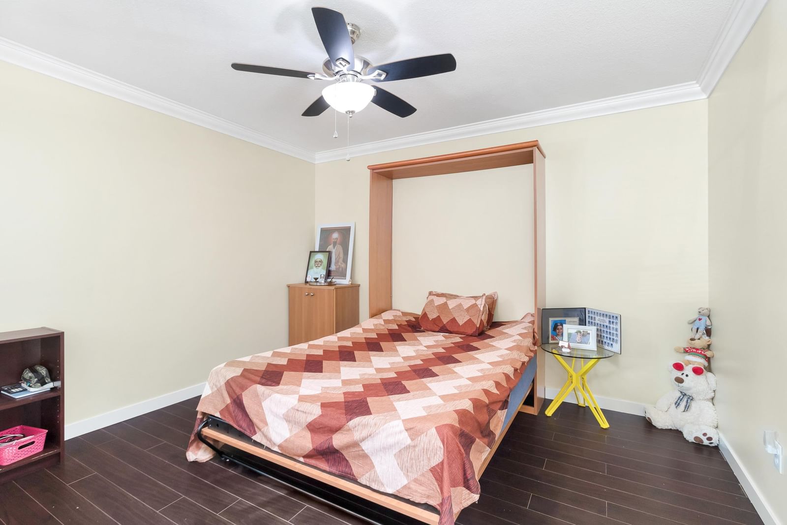 Listing Image 8