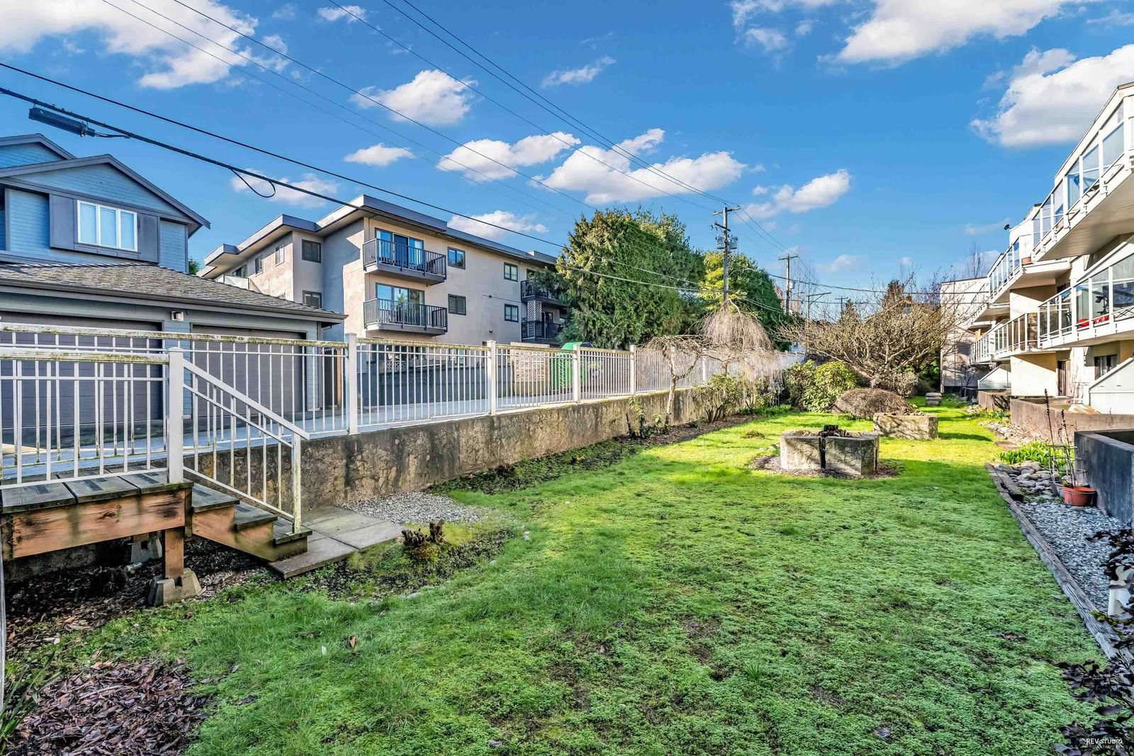 Listing Image 19