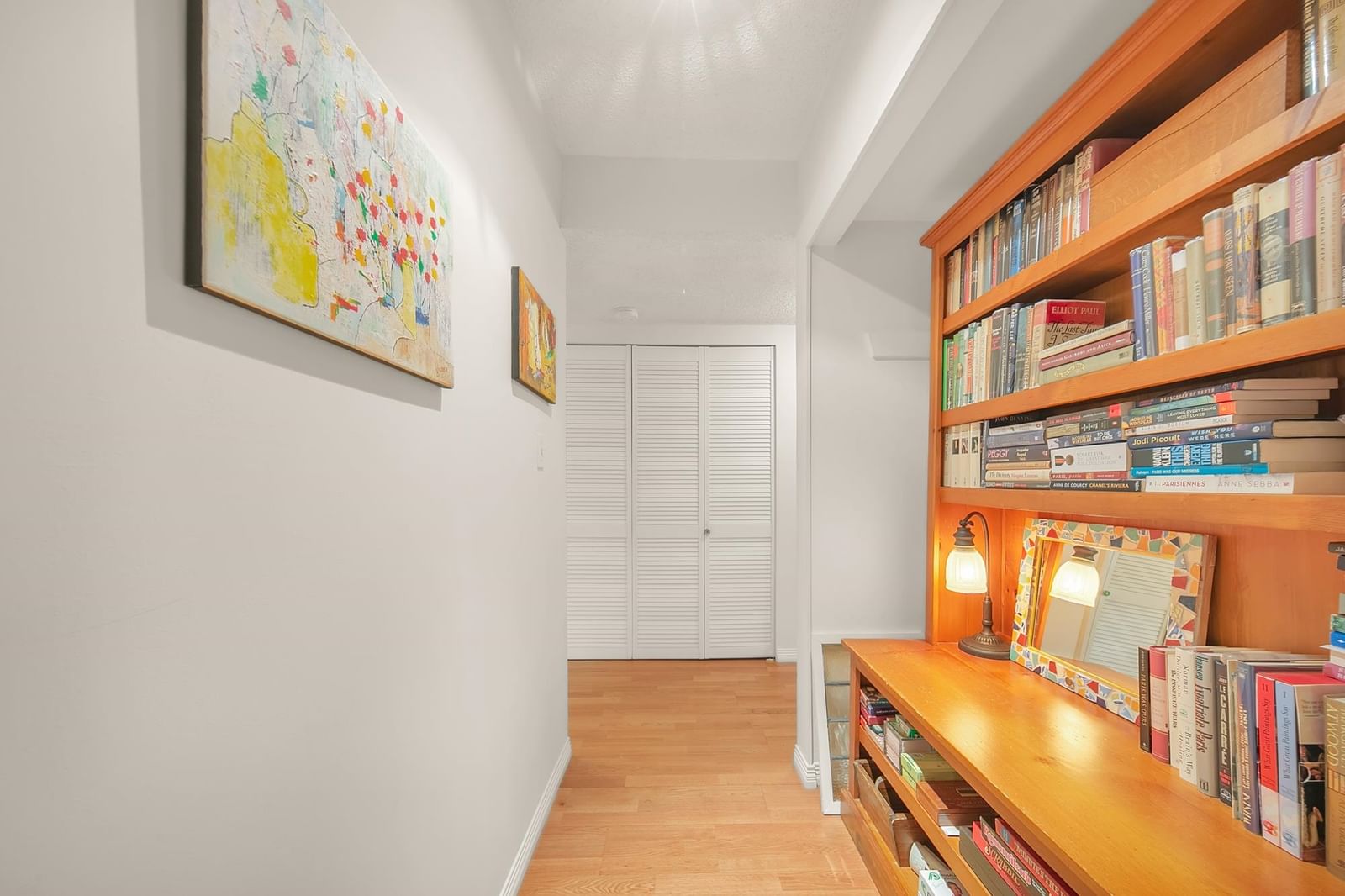 Listing Image 19