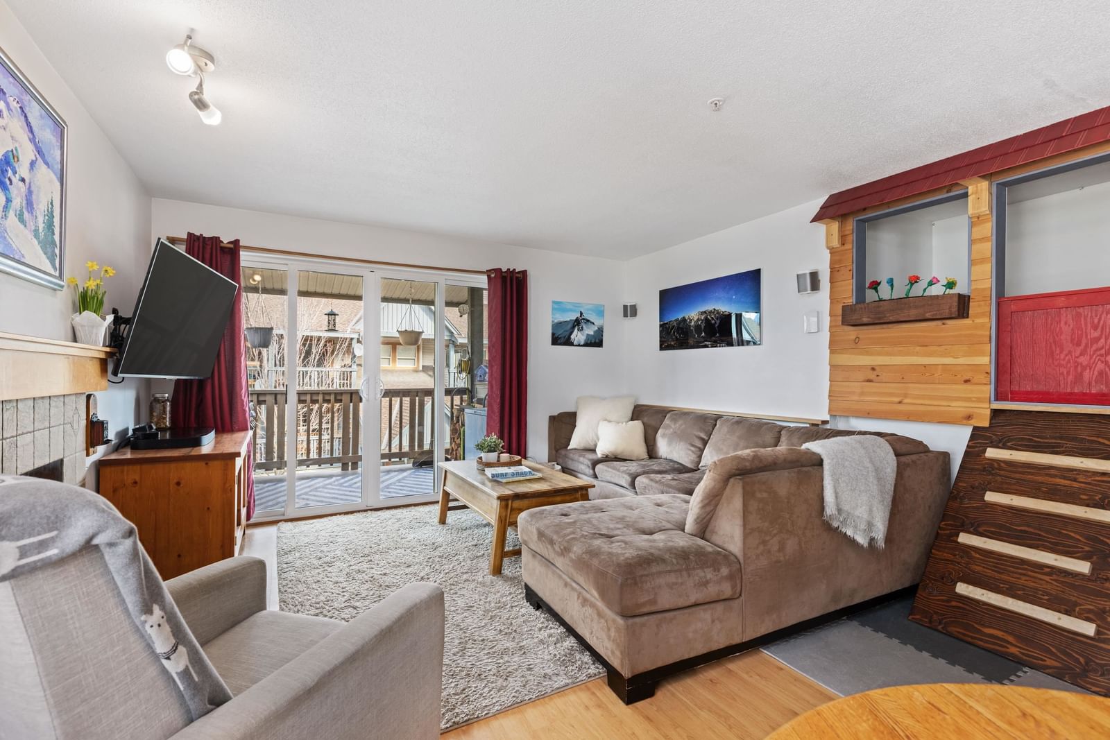 Listing Image 8