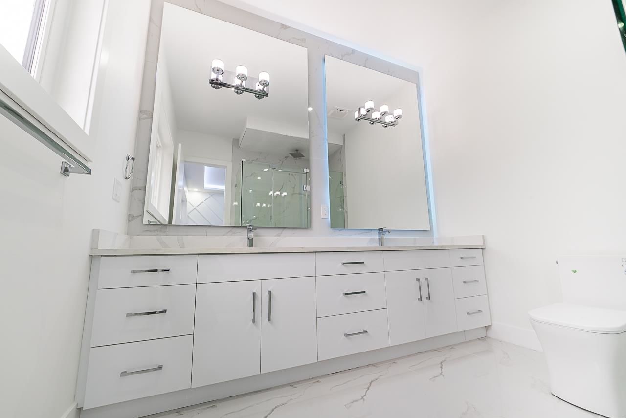 Listing Image 24