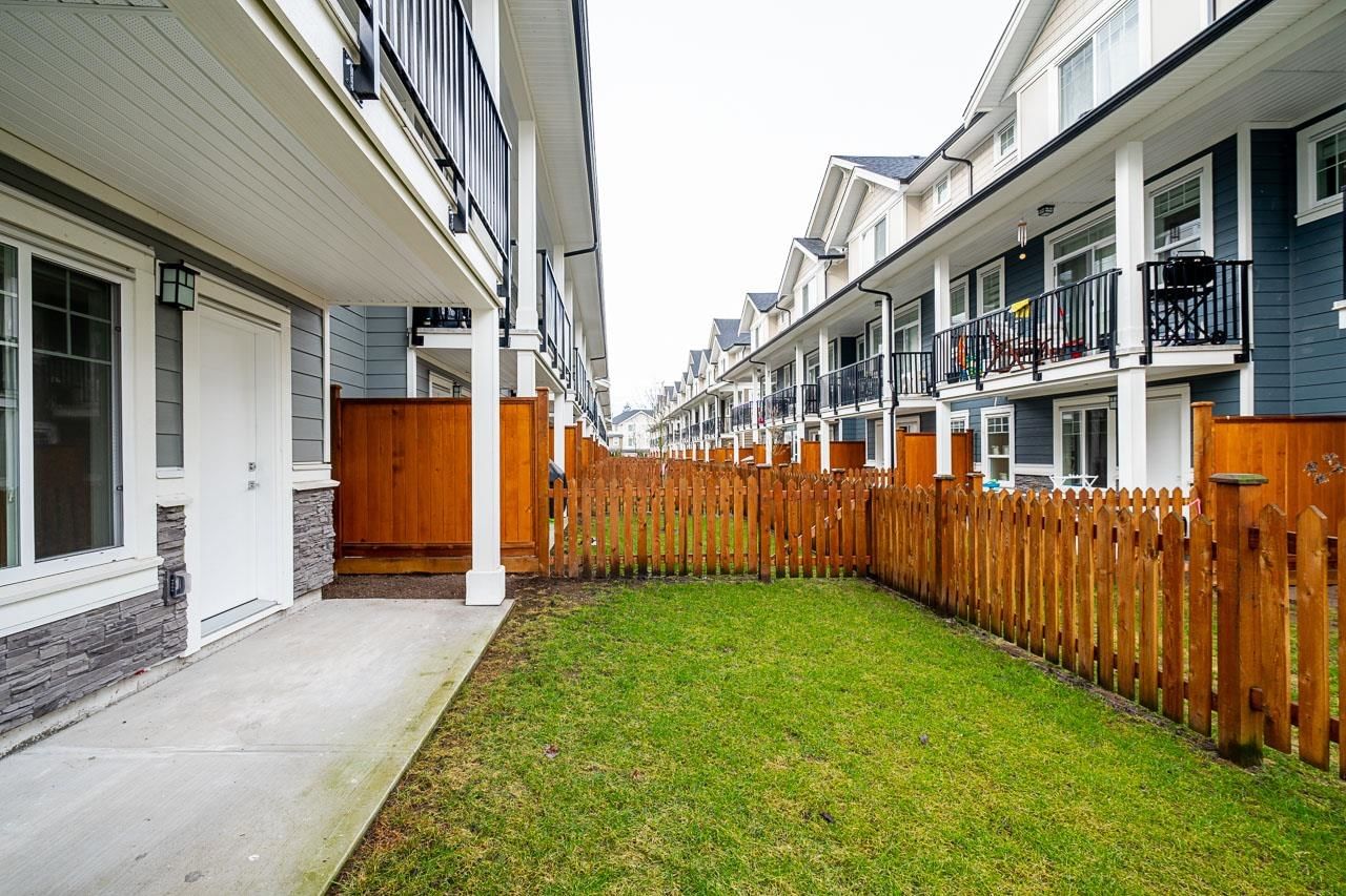 Listing Image 17