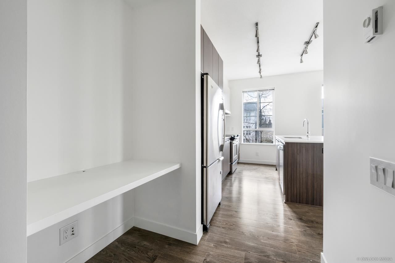 Listing Image 13