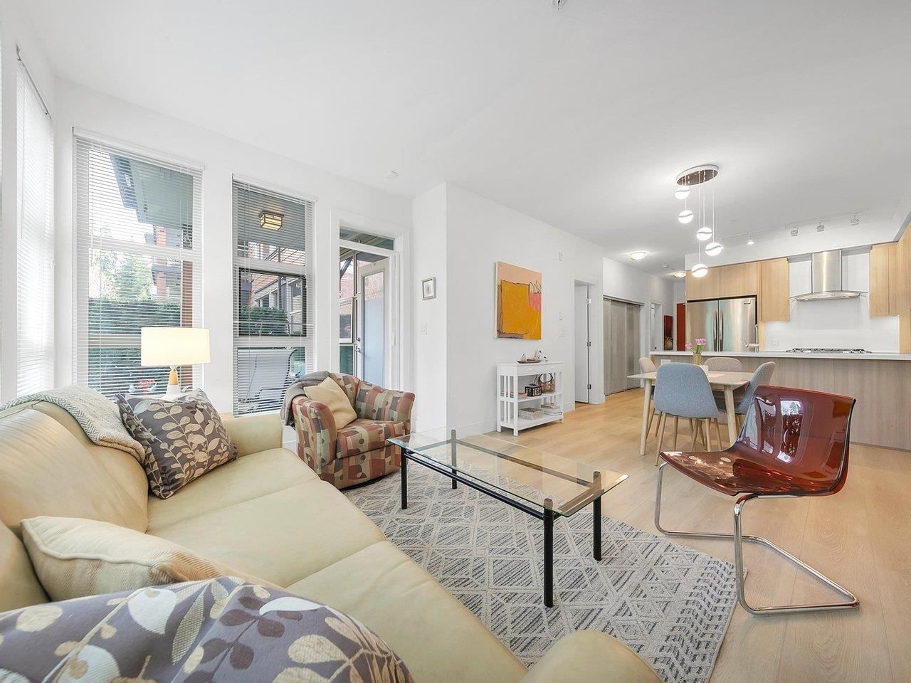 Listing Image 12