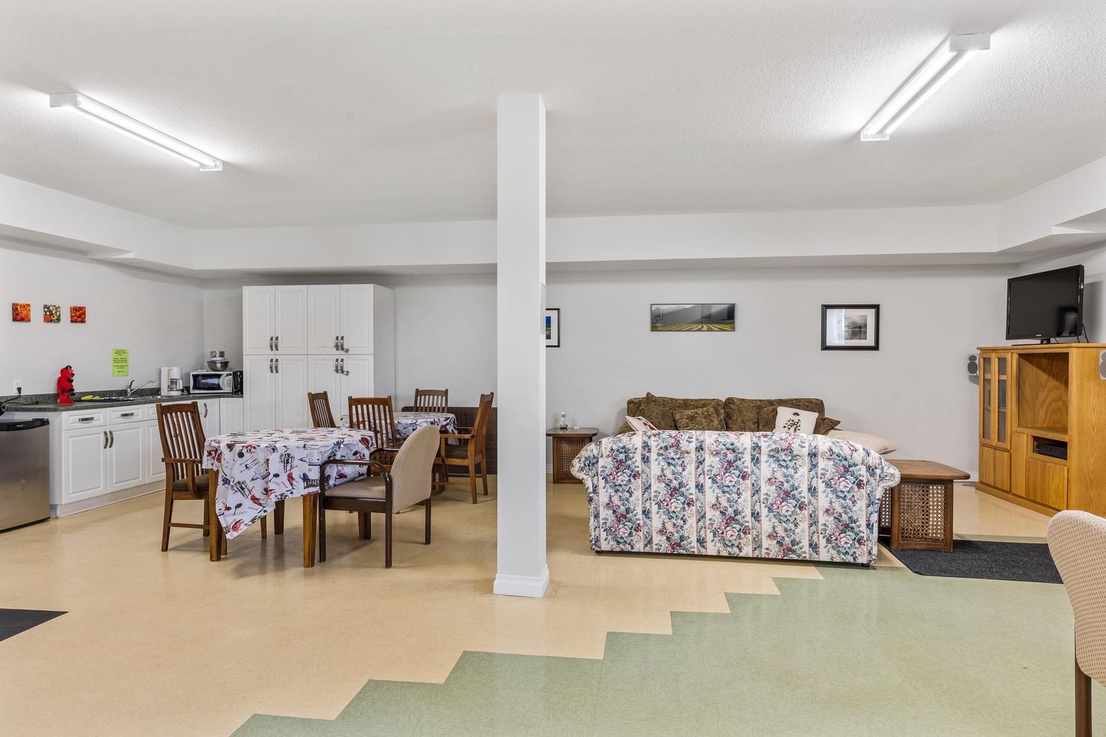 Listing Image 35