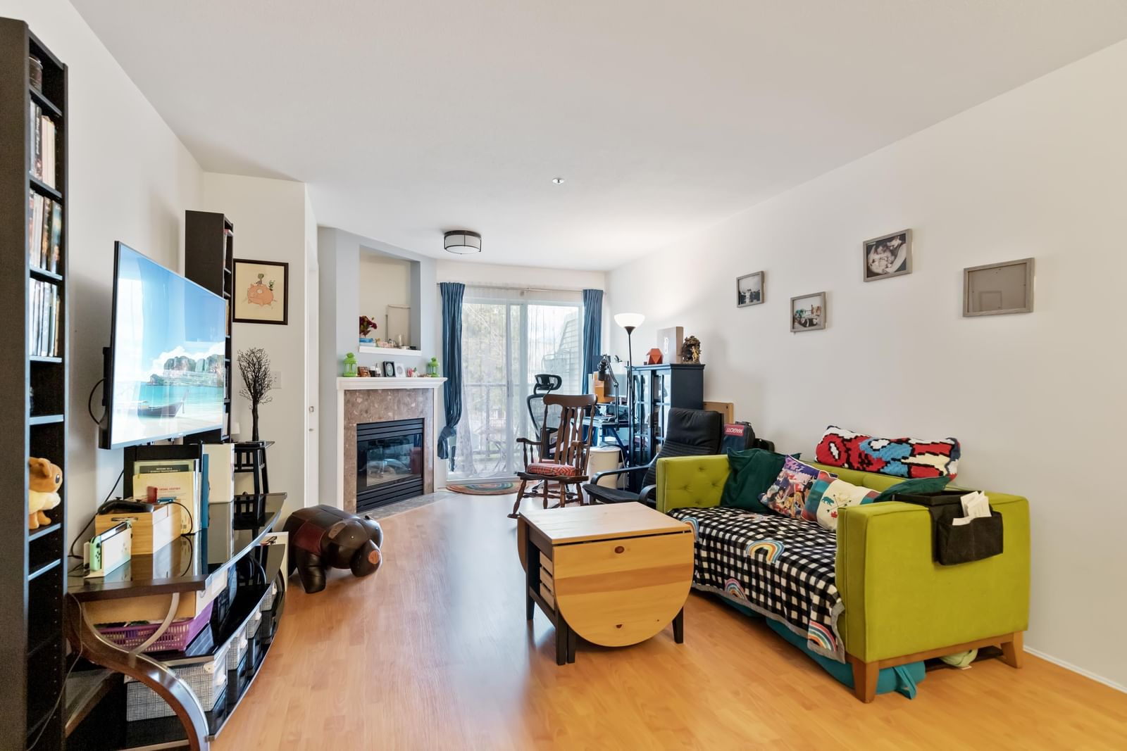 Listing Image 10