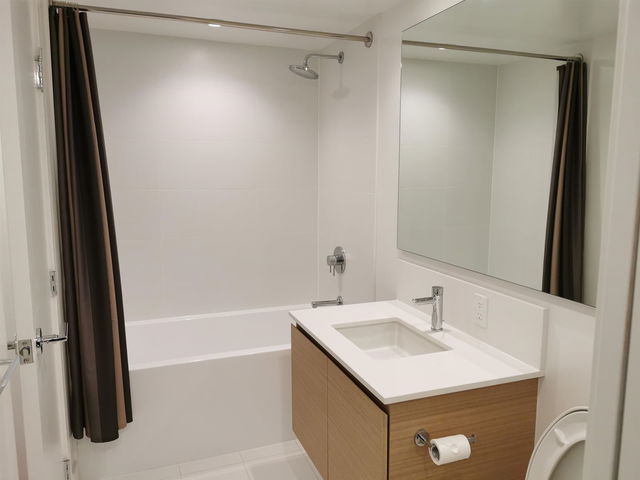 1309 - 6900 Pearson Way
