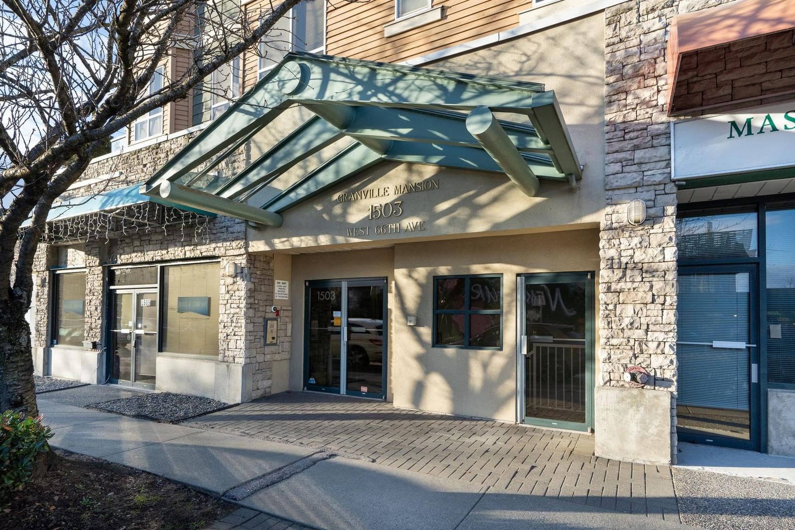 Listing Image 18