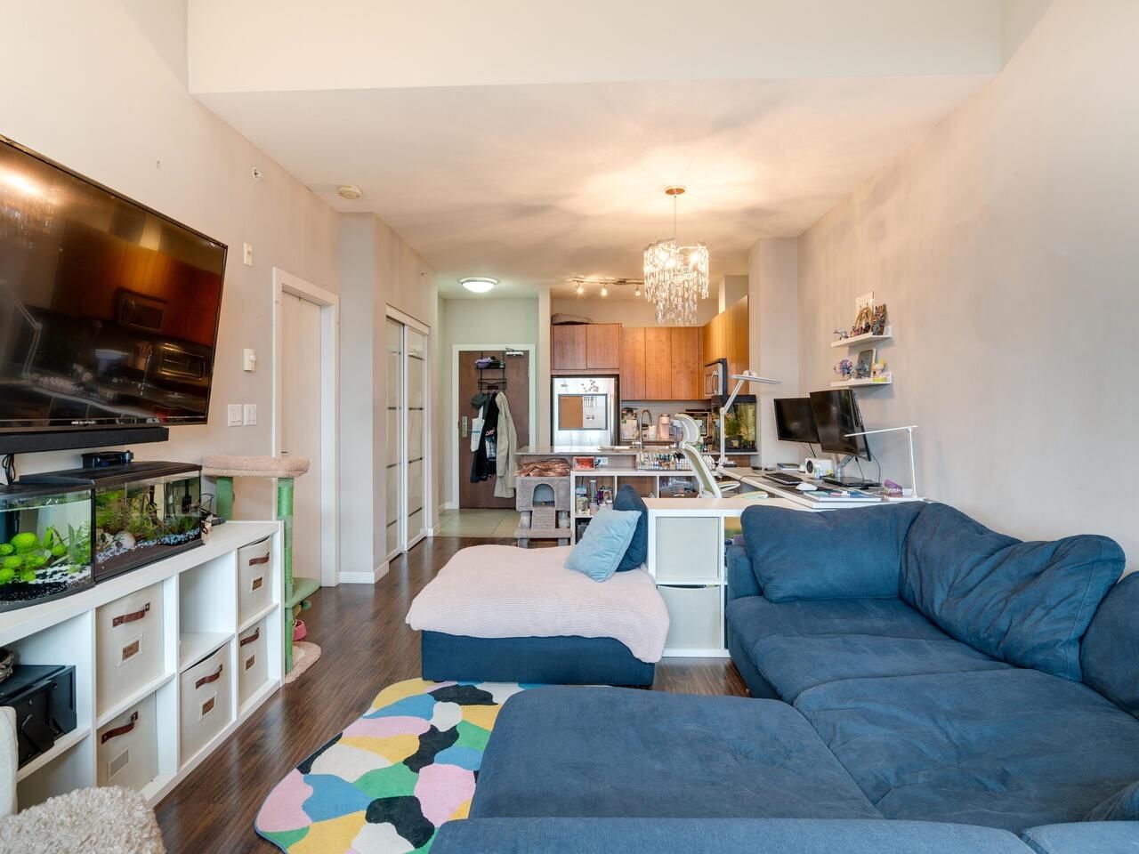 Listing Image 14