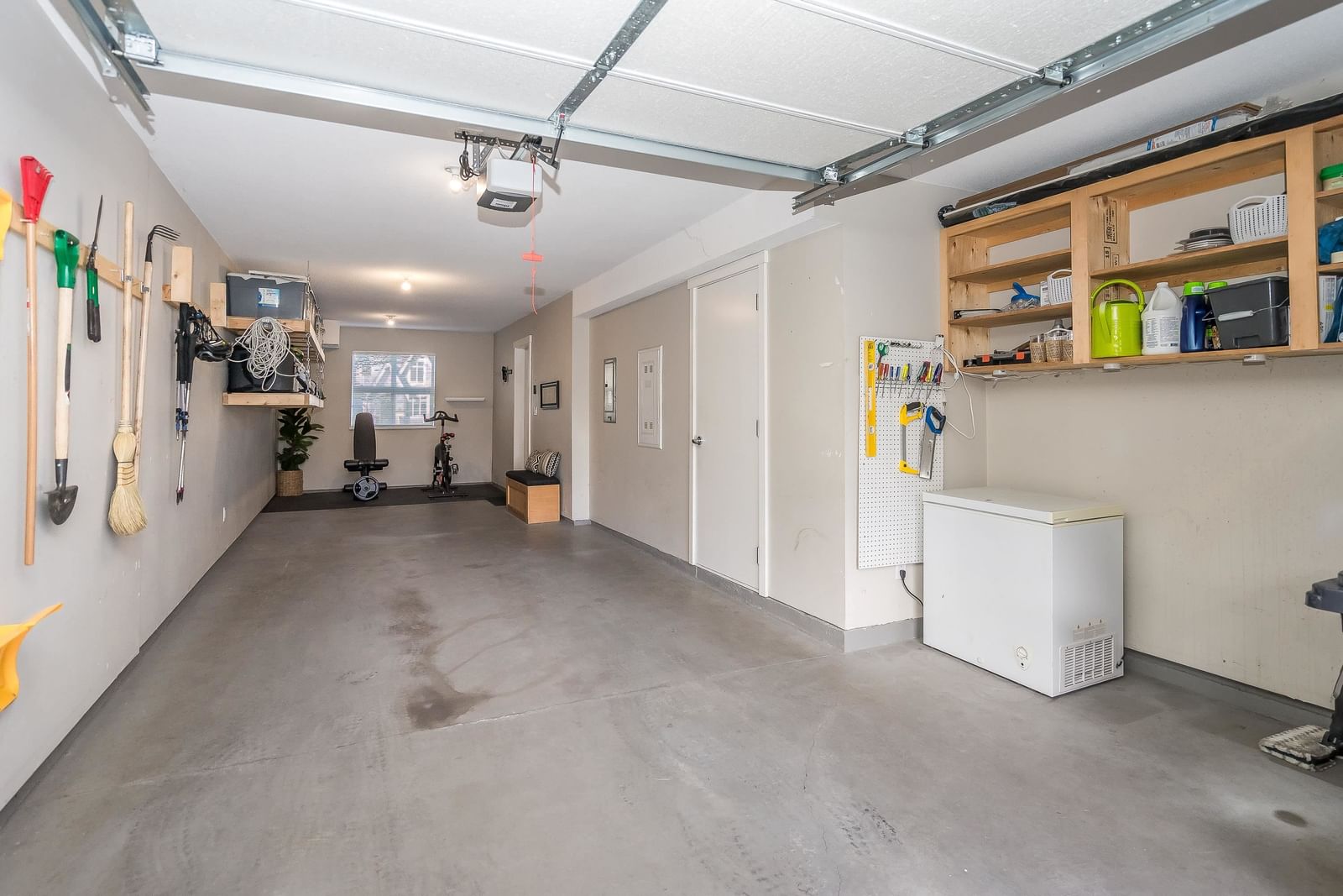 Listing Image 20