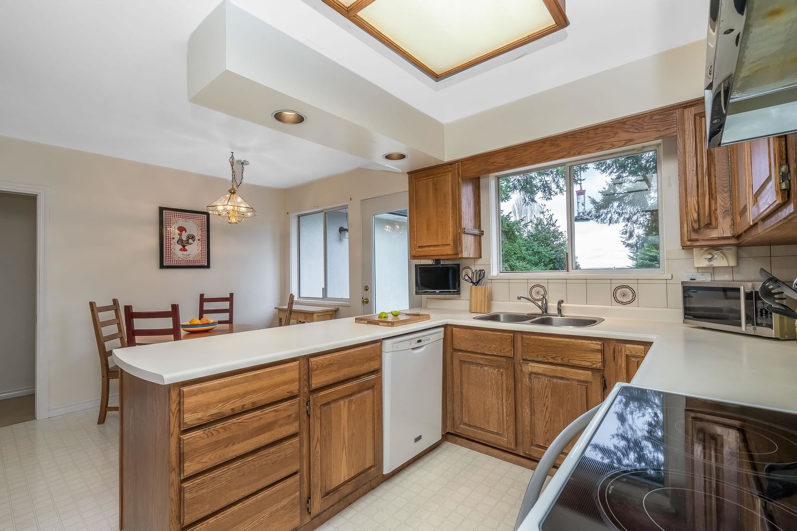 Listing Image 13
