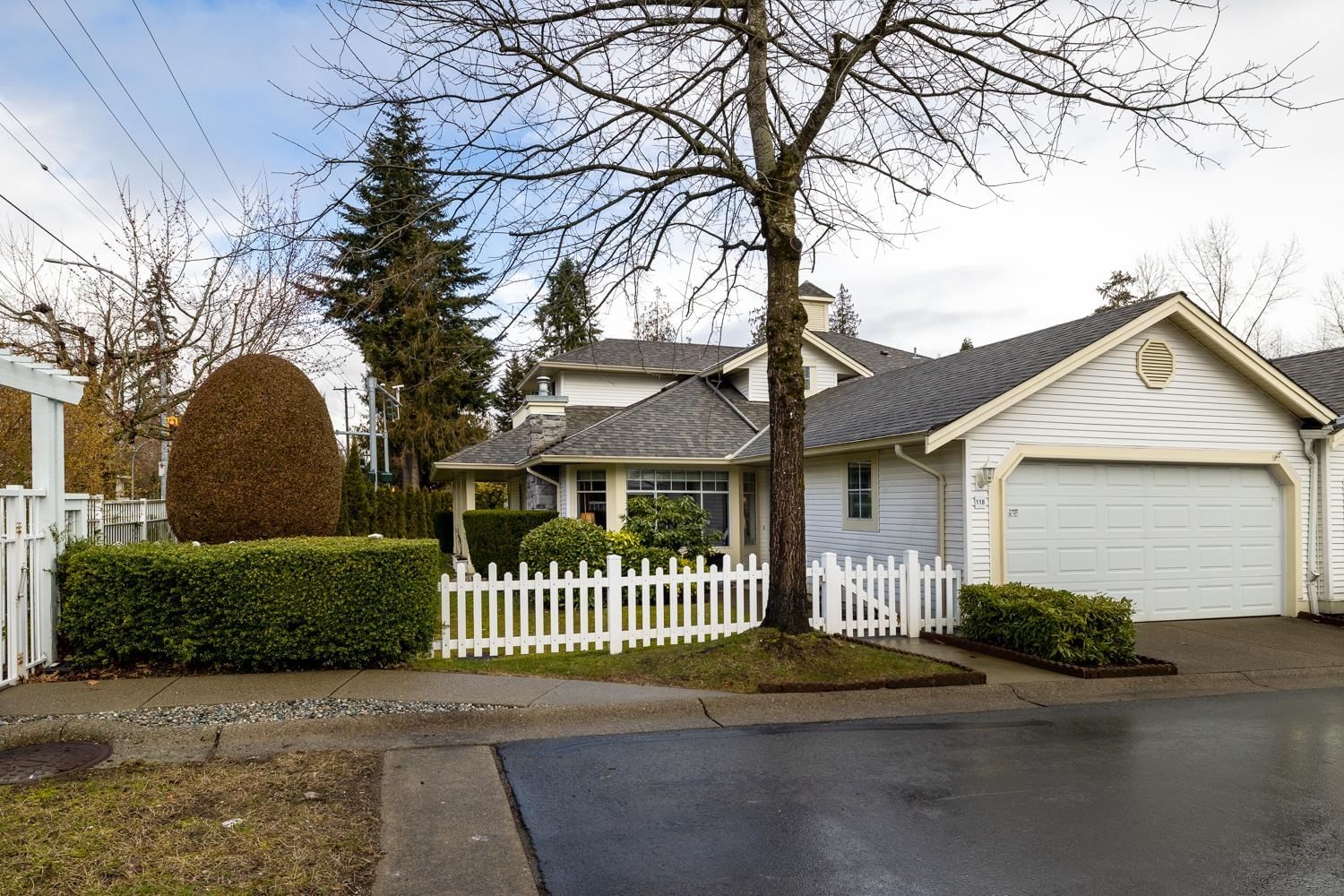 Listing Image 17