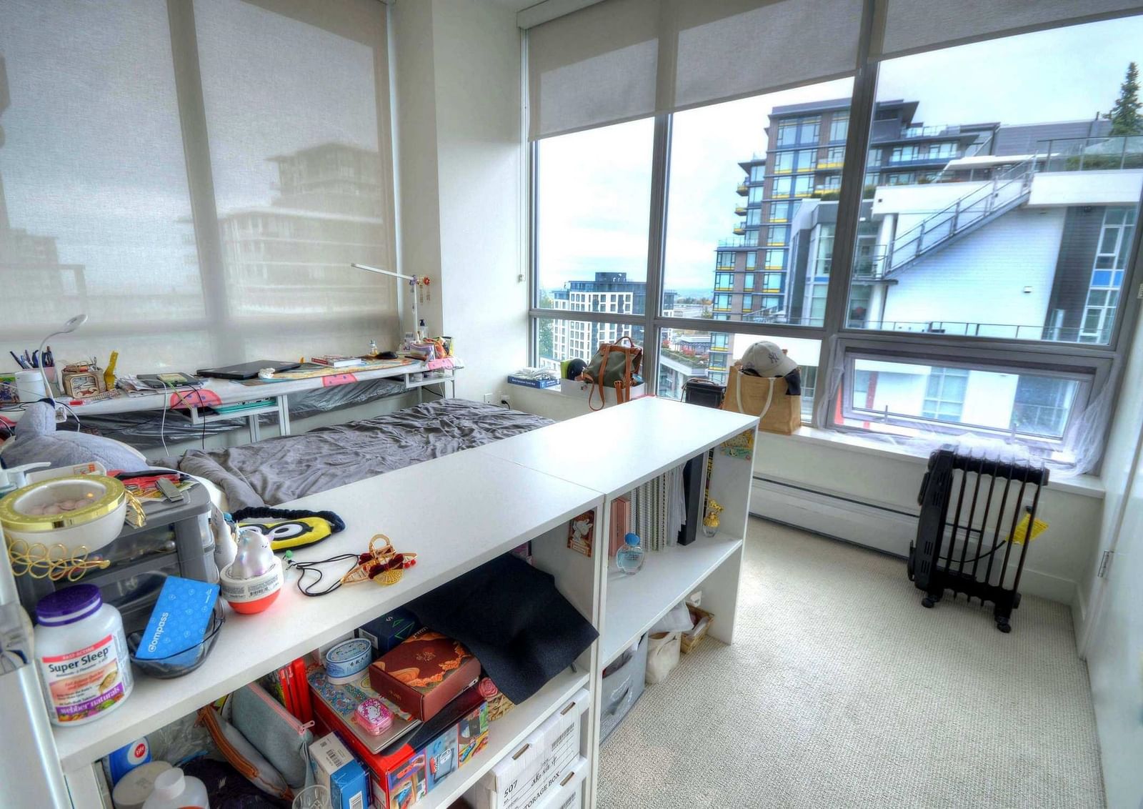 Listing Image 9