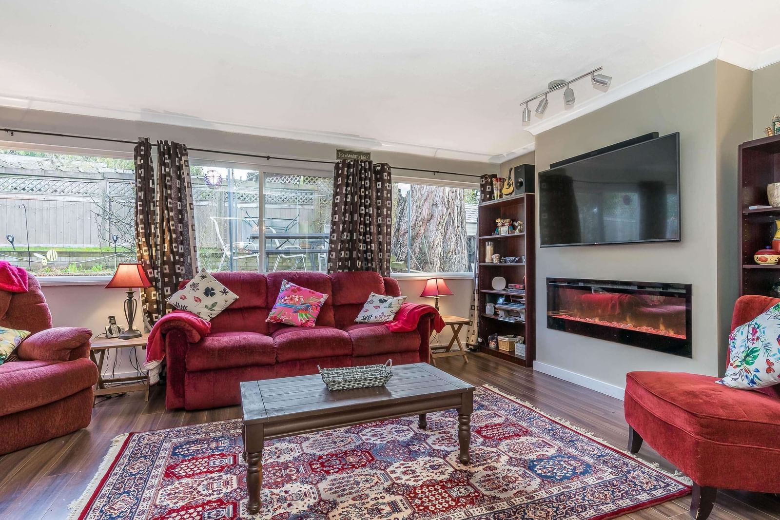 Listing Image 15