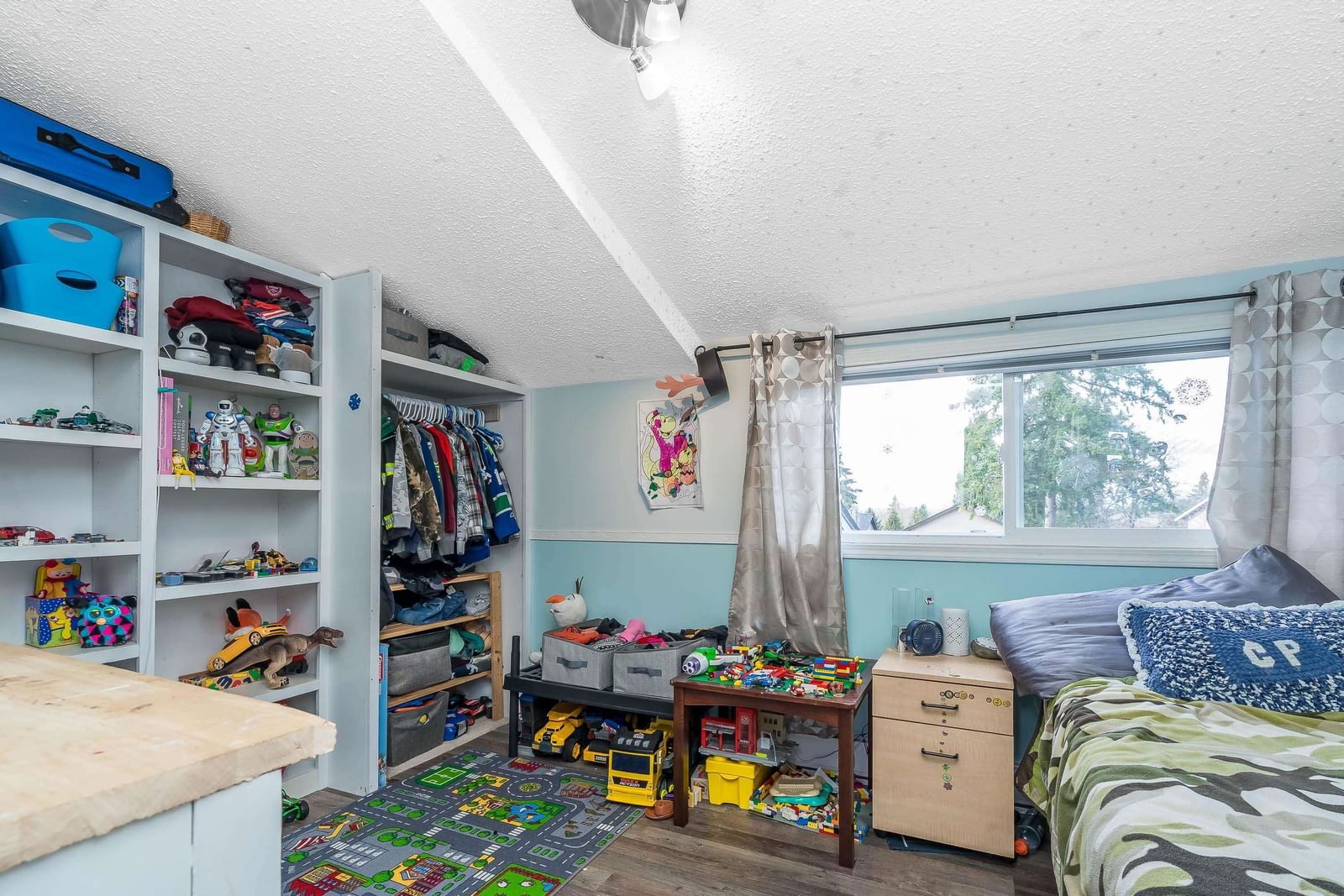 Listing Image 32