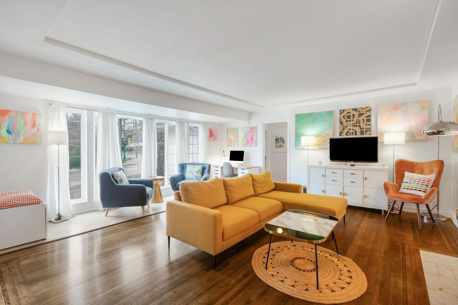 Listing Image 1