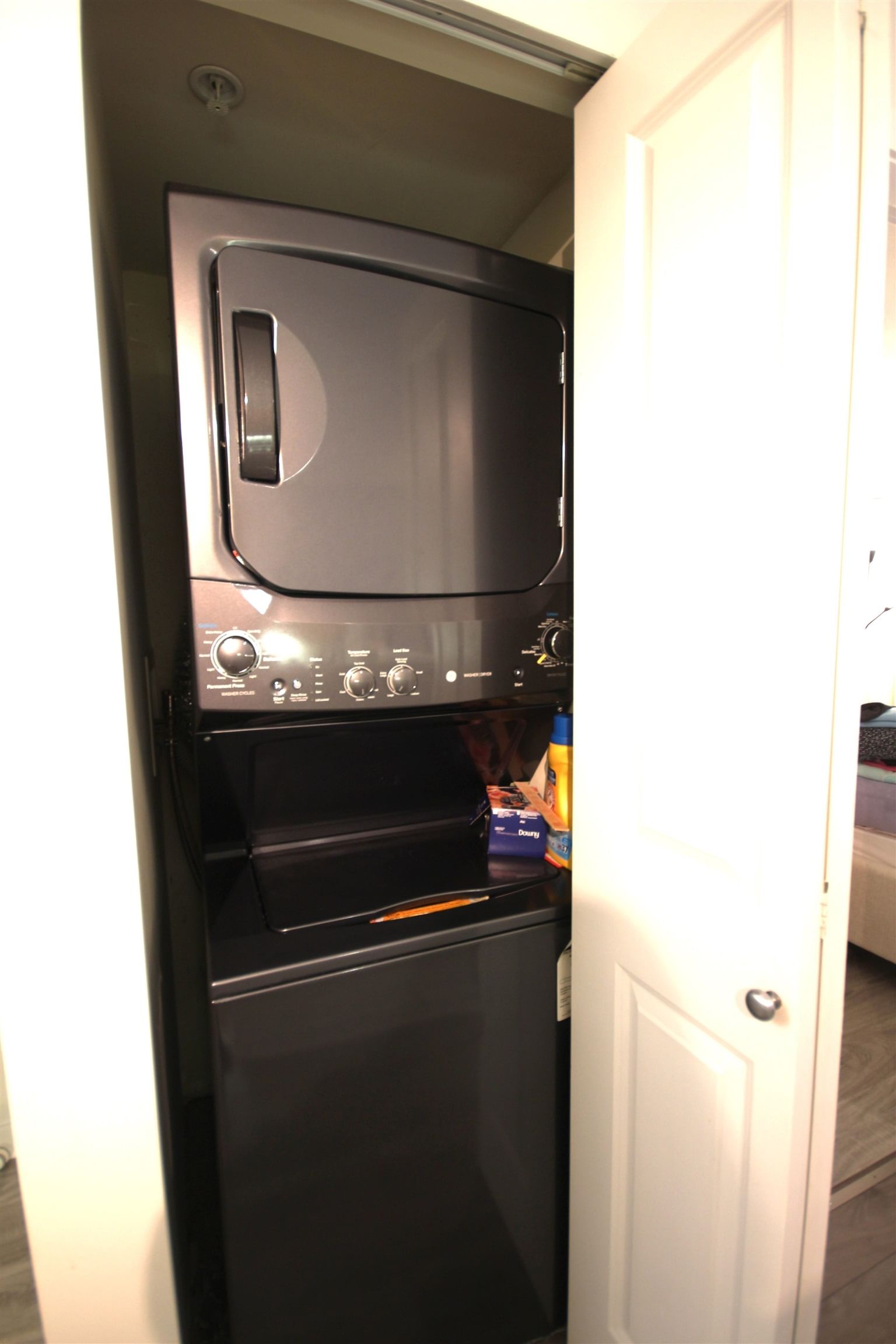 Listing Image 11