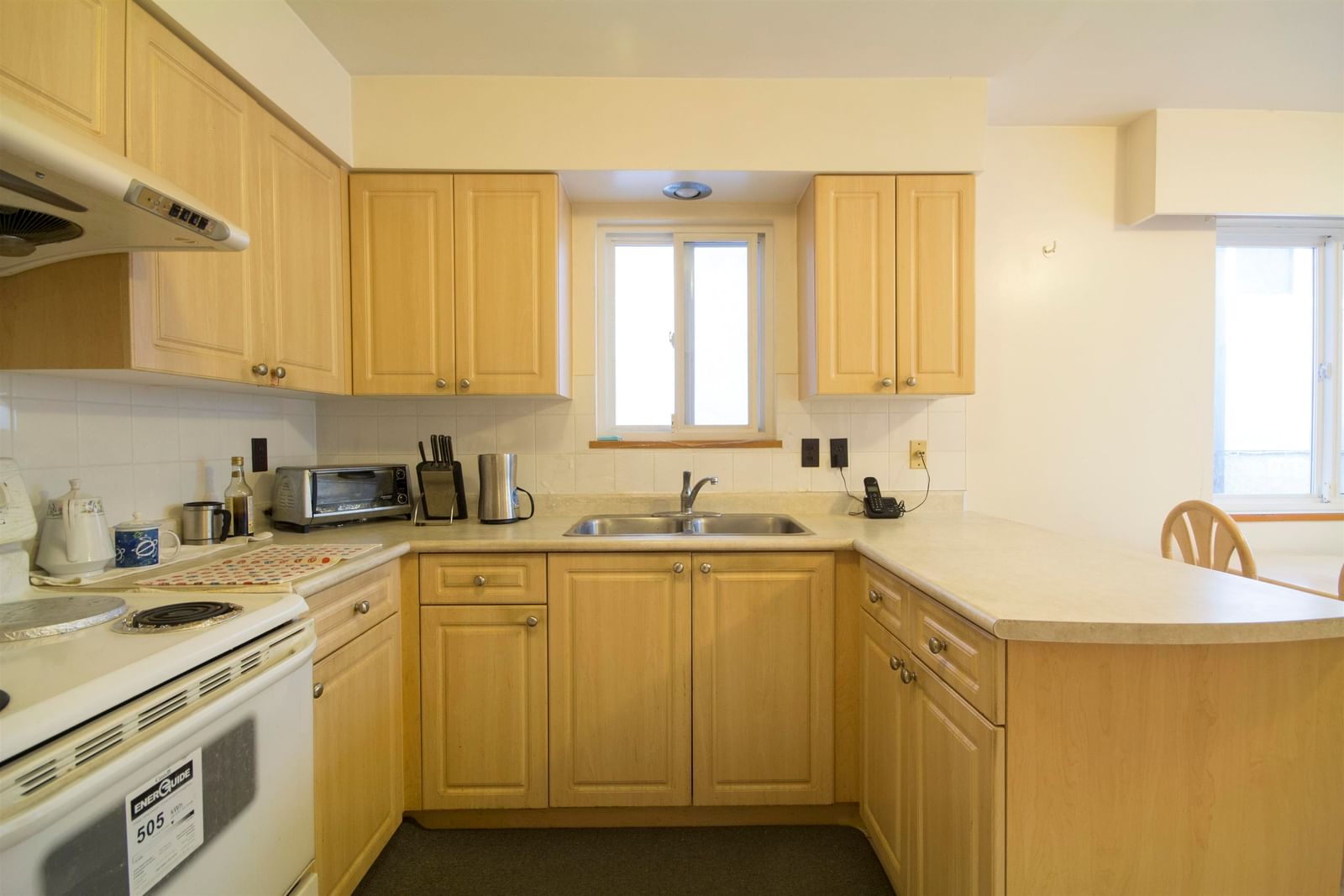 Listing Image 9