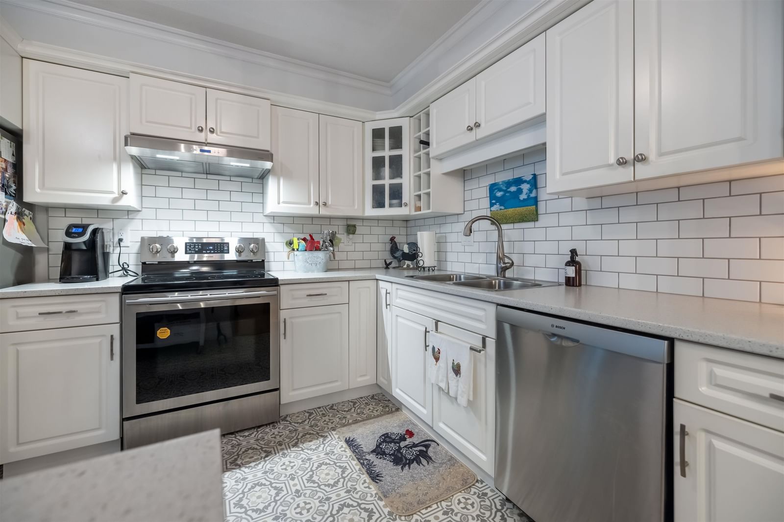 Listing Image 10