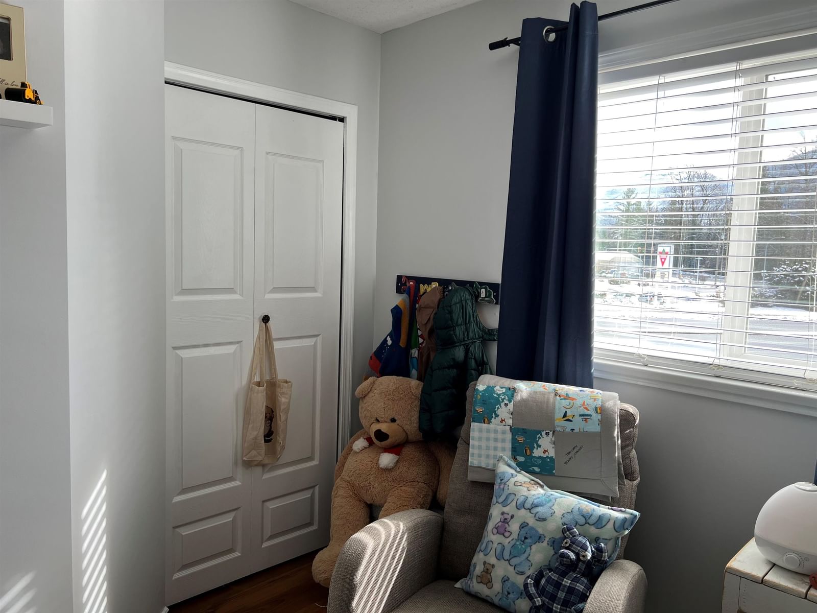 Listing Image 22