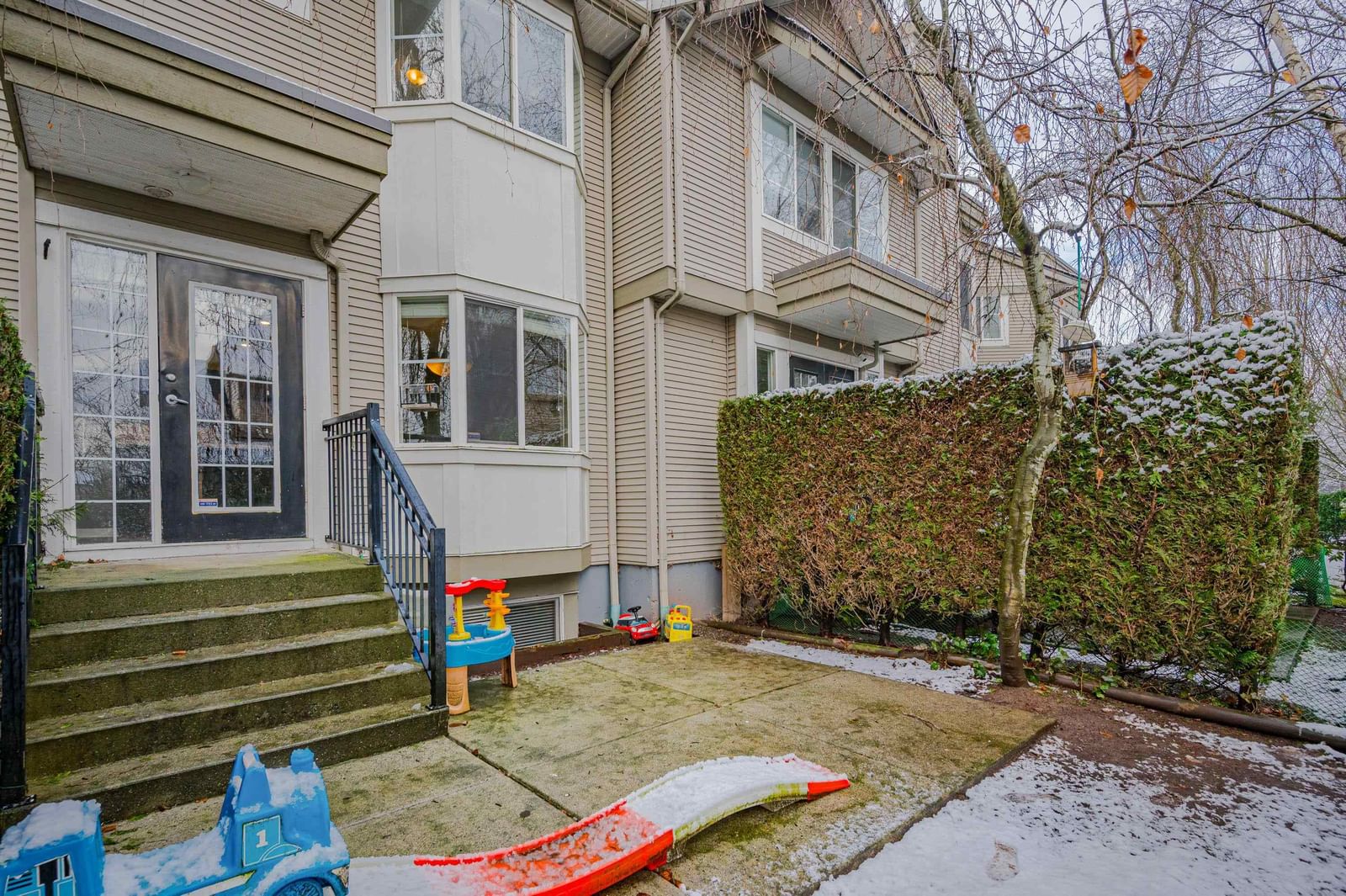 Listing Image 28