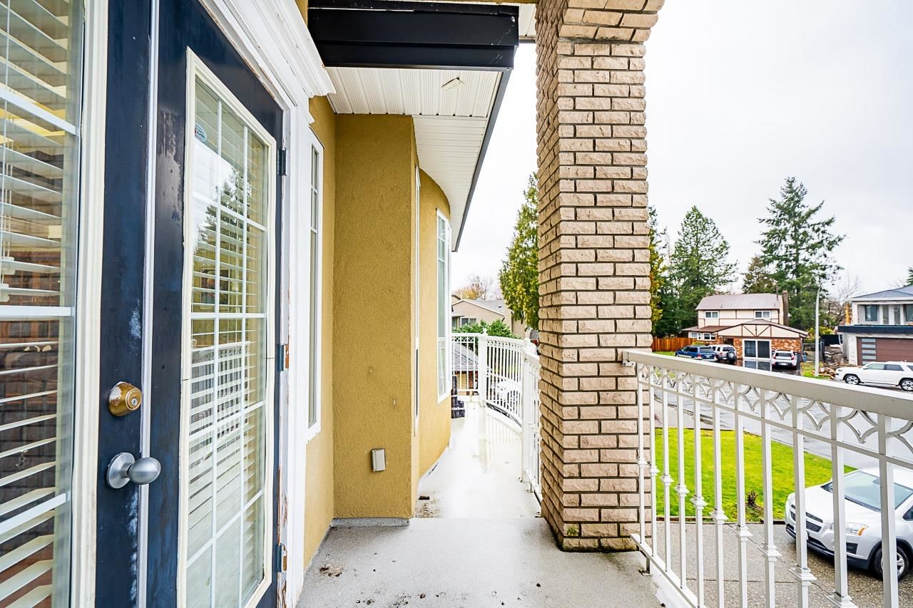 Listing Image 23